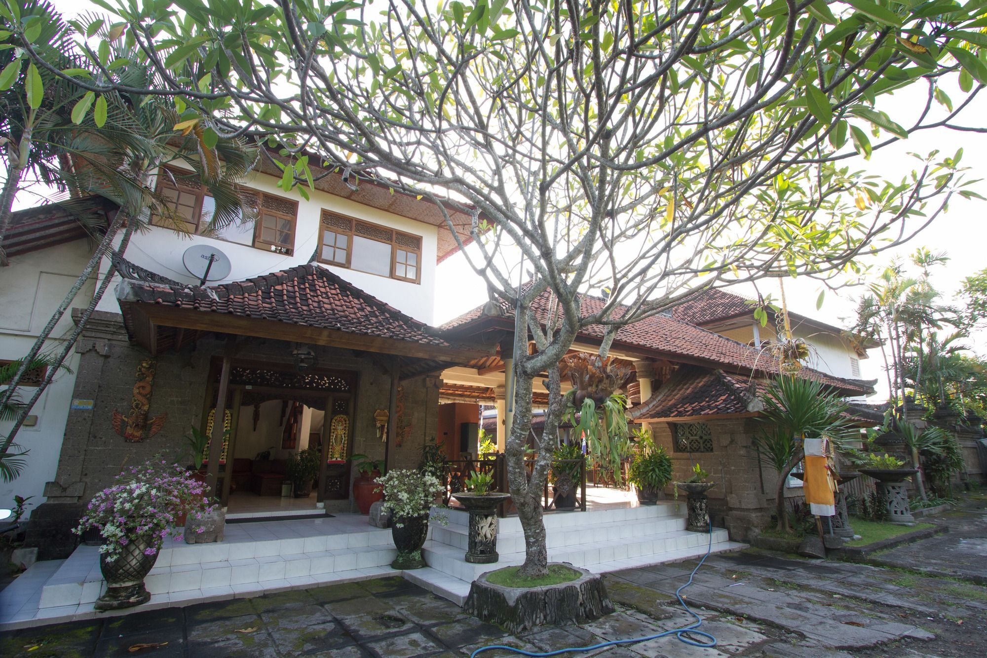 Hotel Bali Warma เดนปาซาร์ ภายนอก รูปภาพ